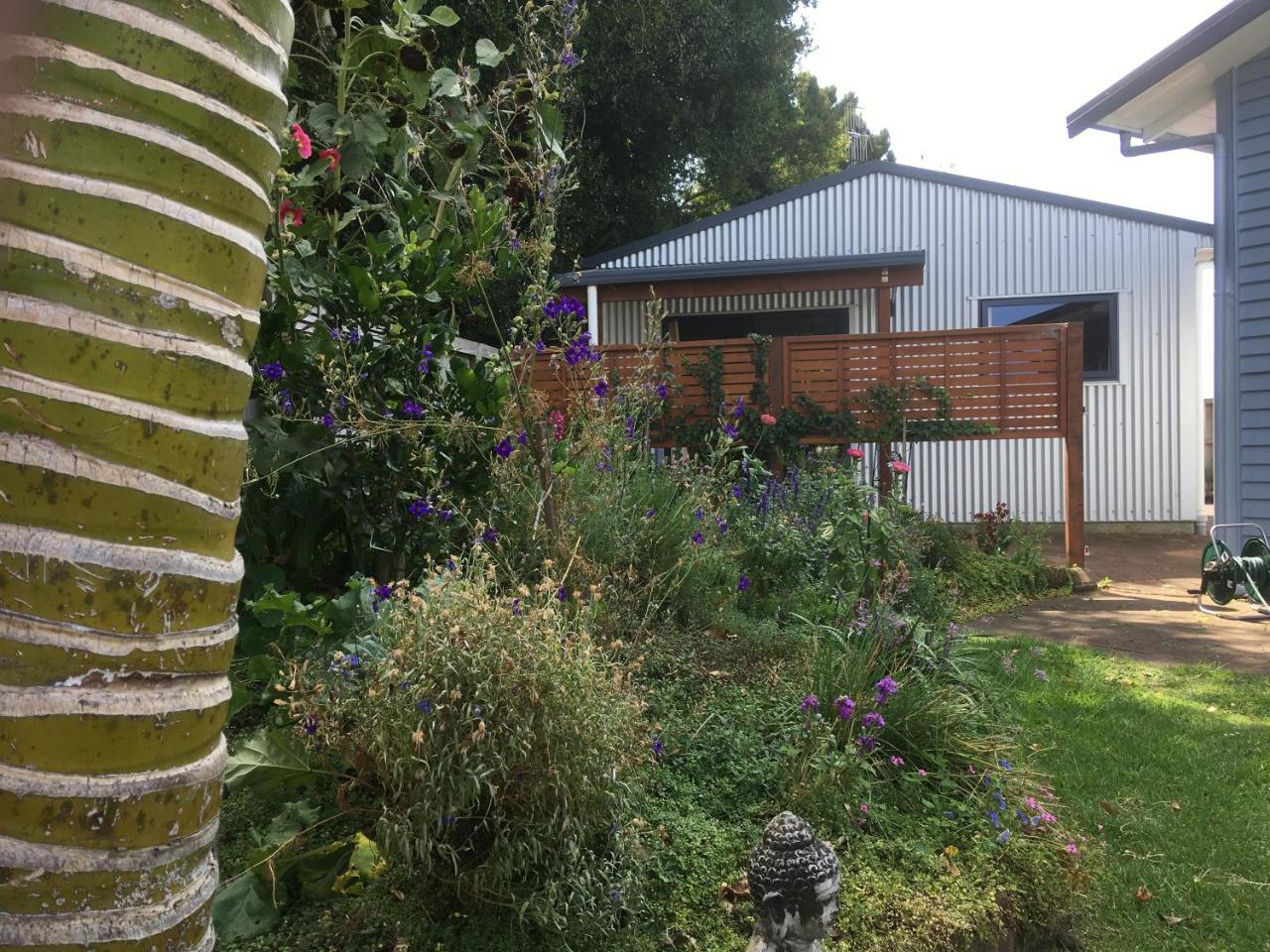 Bungalow On Bell Common Tauranga Exterior foto